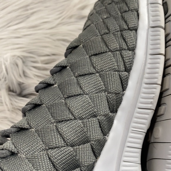 Nike free Inneva woven sneakers size 10